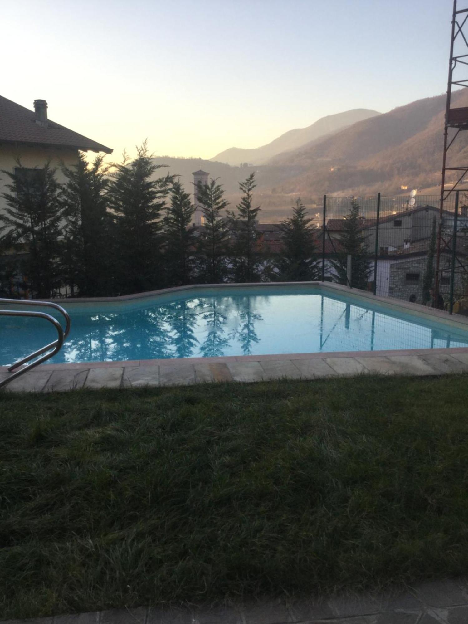 Appartamento Poggio ai Vigneti Entratico Esterno foto